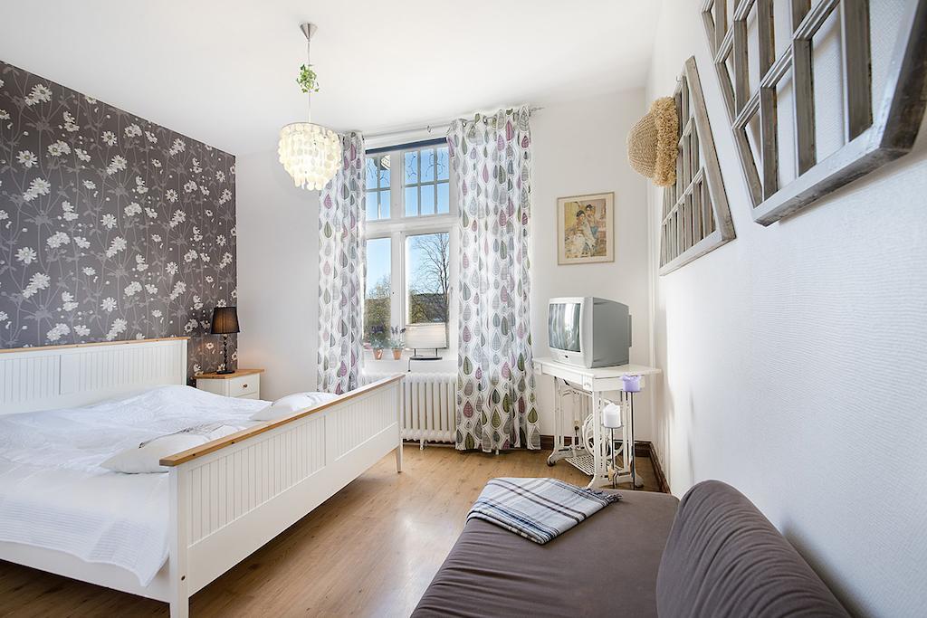 Hotell Aina Kvissleby エクステリア 写真